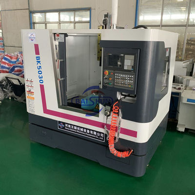 B5032 Máquina de corte de ranuras CNC de llavero Máquina de corte de ranuras verticales herramienta de ranura