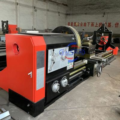 CW62125 Máquina de torno de cama plana con eje de metal convencional